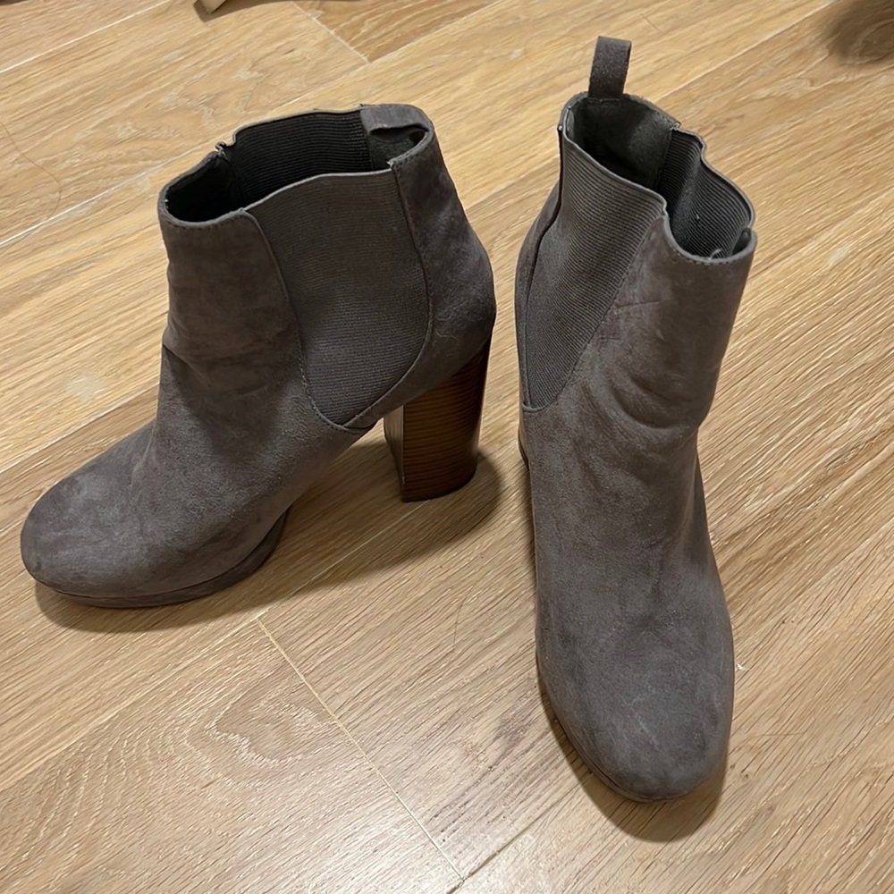 Size 8 ankle boots